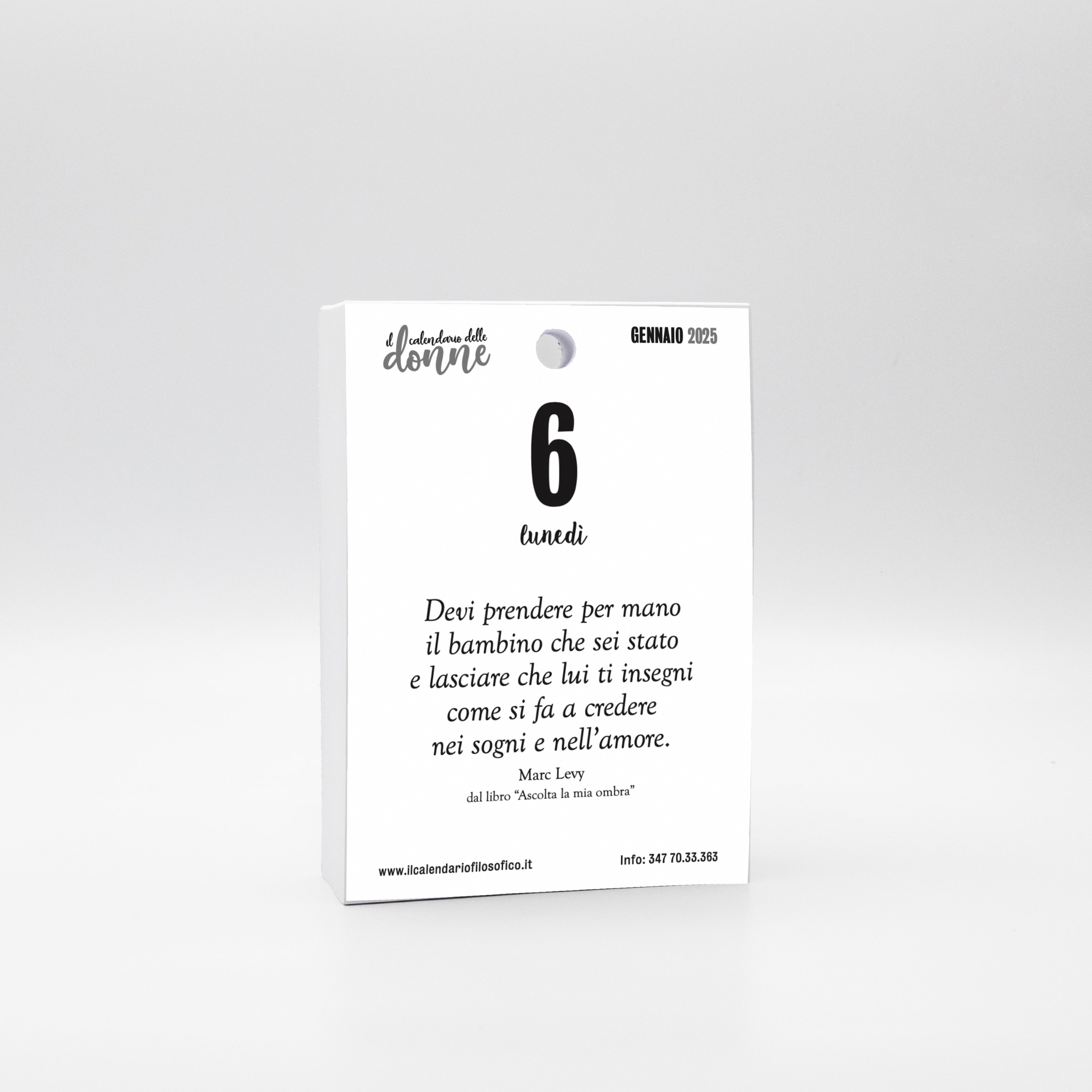 Calendario Delle Donne 2025 - Formato A6 10x14cm, 365 Frasi Al Femminile Con Supporto Legno, Made In Italy - Foto 6