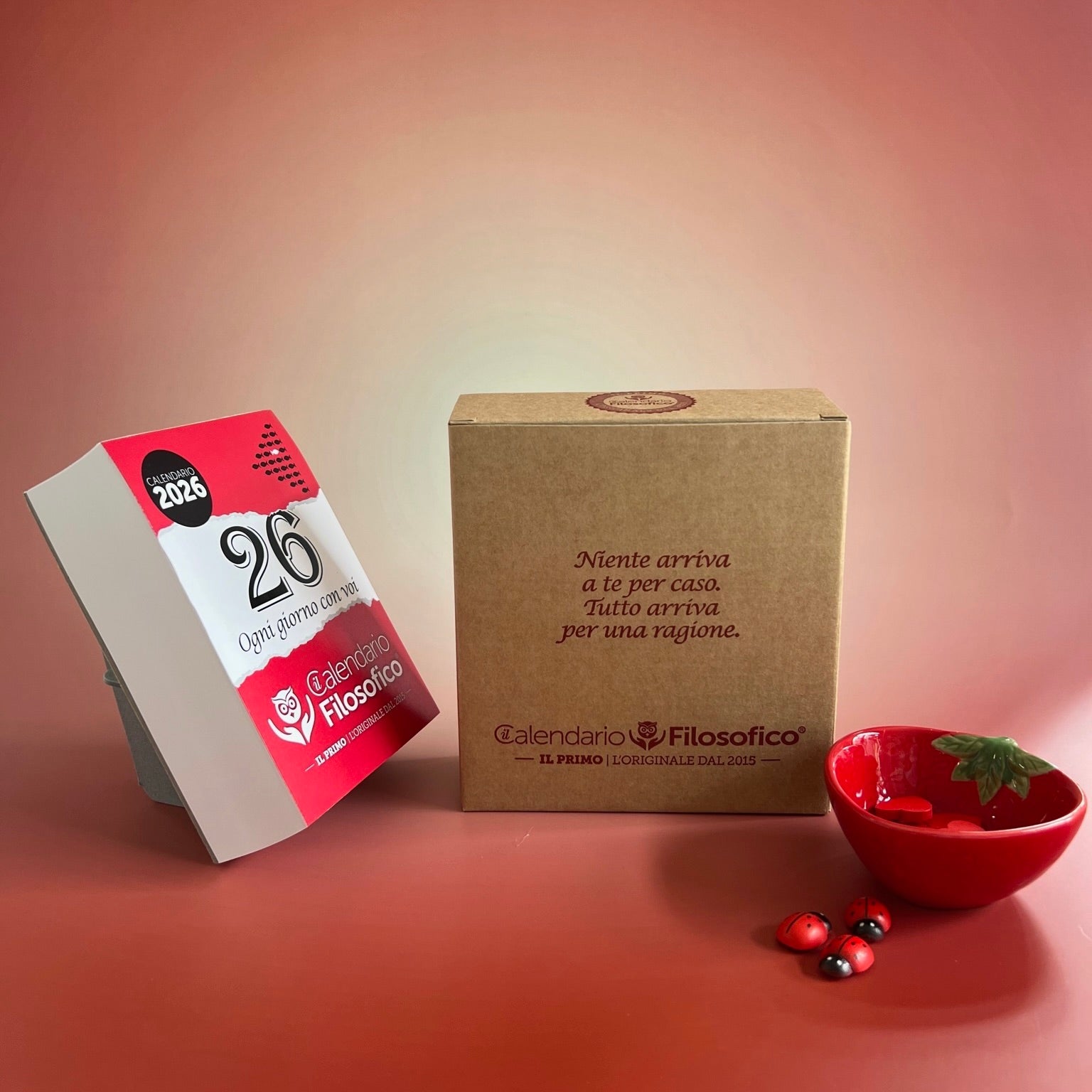 CALENDARIO FILOSOFICO 2026 - A6 PICCOLO 10 x 14 CM - CON SUPPORTO IN CARTONE  E SCATOLA REGALO
