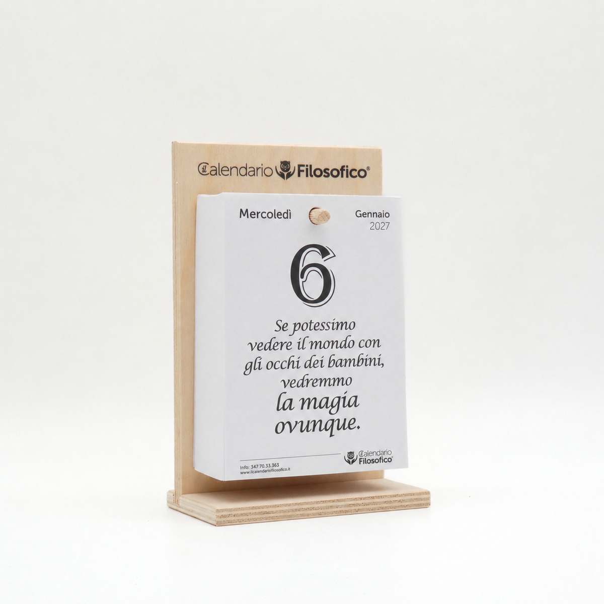 CALENDARIO FILOSOFICO 2027 - A6 PICCOLO 10 x 14 CM - CON SUPPORTO IN LEGNO