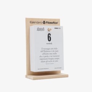 CALENDARIO DELLE DONNE 2026 - A6 PICCOLO 10 x 14 CM - CON SUPPORTO IN LEGNO