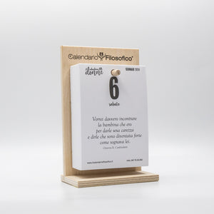 CALENDARIO DELLE DONNE 2024 - A6 PICCOLO 10 x 14 CM - CON SUPPORTO IN LEGNO
