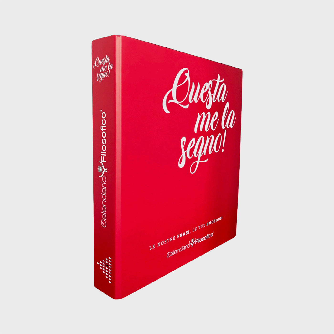 Copertina raccoglitore di frasi ''Questa me la segno'' di colore rosso. 